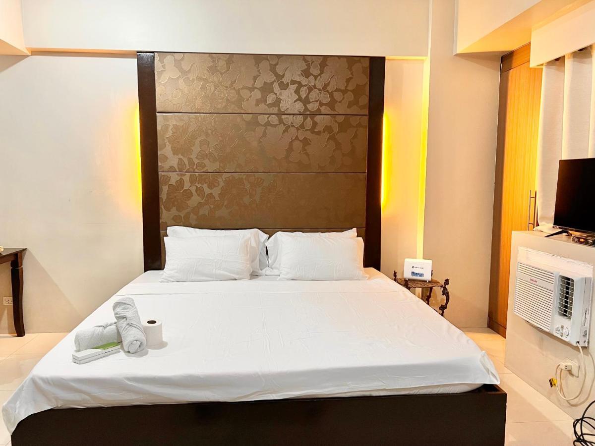 Kiel 5-Star Condo Hotel Across Naia Manila Airport Terminal 3 Пасай Экстерьер фото